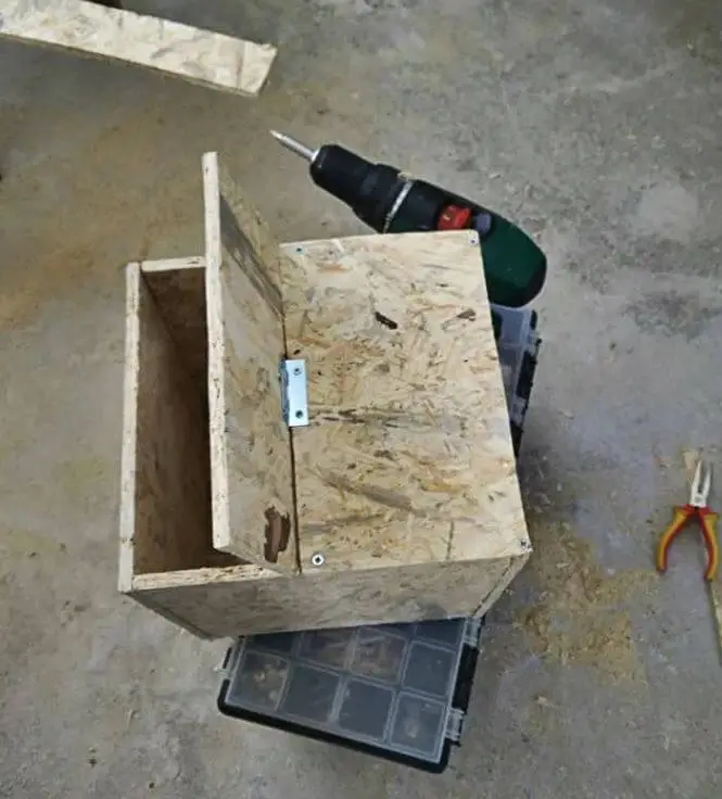 parrot nesting box4